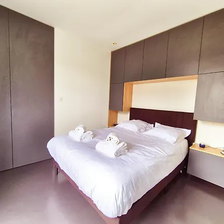 La Mesange, 4 By Eclat D'opale